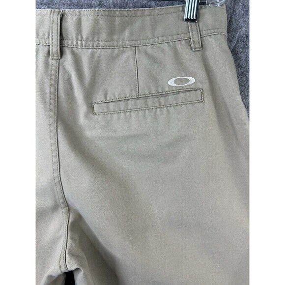 Oakley Men's Shorts Size 33 Khaki Beige Casual - Picture 5 of 9